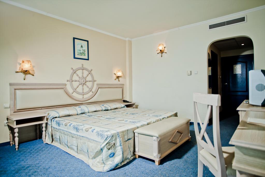 Chaika Beach Resort Sunny Beach Room photo